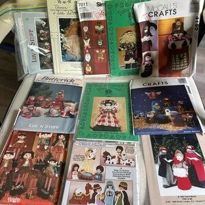 Christmas lot of home decor Sewing Pattern Set of nine 🪡